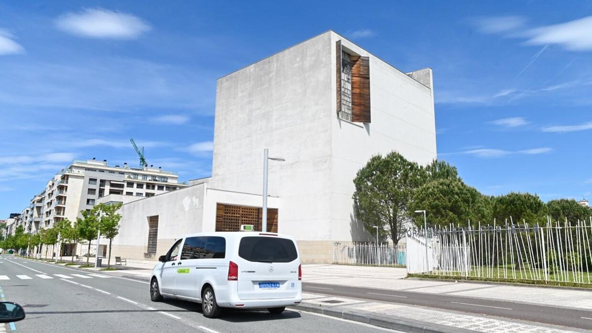 Iglesia de Iesu de Riberas de Loiola, que ya no luce inmaculada como en su apertura, hace doce años.
