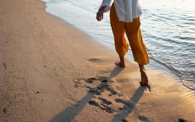 Un paseo por la playa.