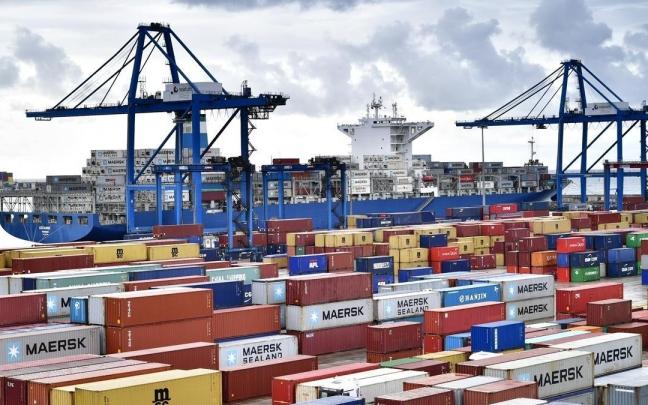 Contenedores en el Puerto de Bilbao