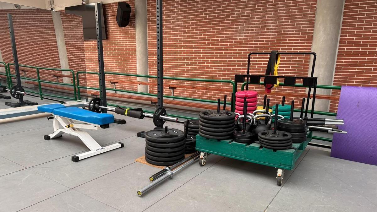 Mejoras en el gimnasio del frontón