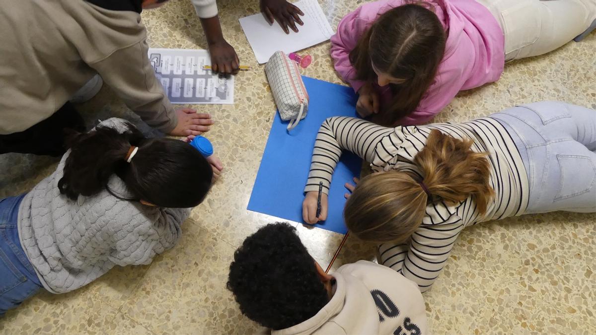Los talleres educativos abordarán el consumo, la salud mental y el uso responsable de pantallas.