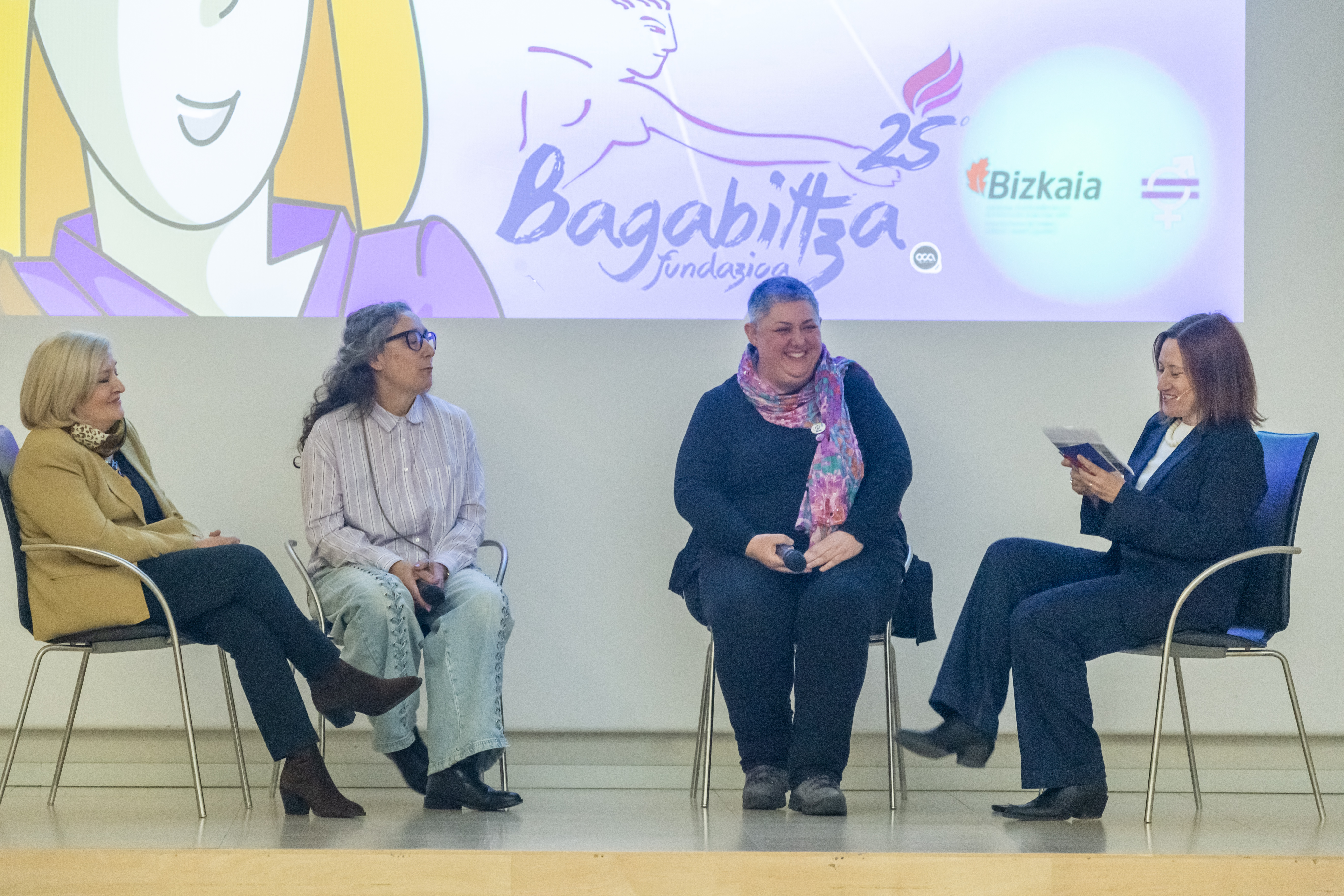 Diálogo y aprendizaje: Representantes de Bagabiltza participan activamente en el encuentro