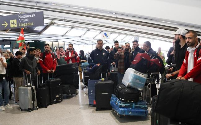 La selección de Palestina llega a Bilbao para el partido contra la Euskal Selekzioa