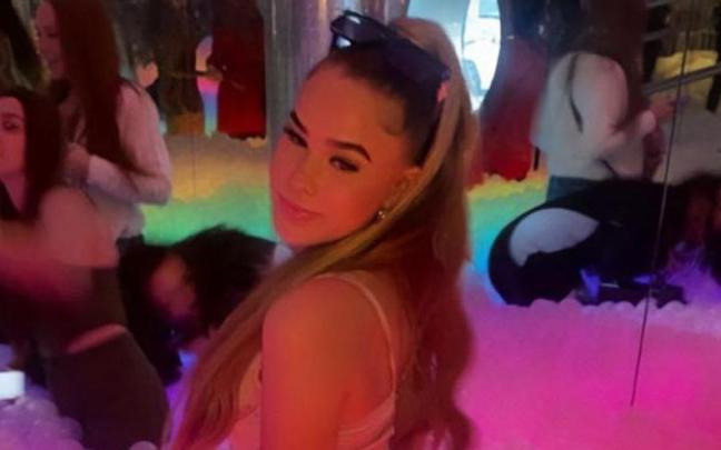 La influencer británica Brooke George.