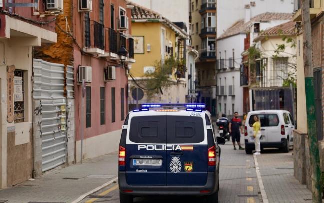 Agentes de la Policía Nacional, desplegados en Málaga.