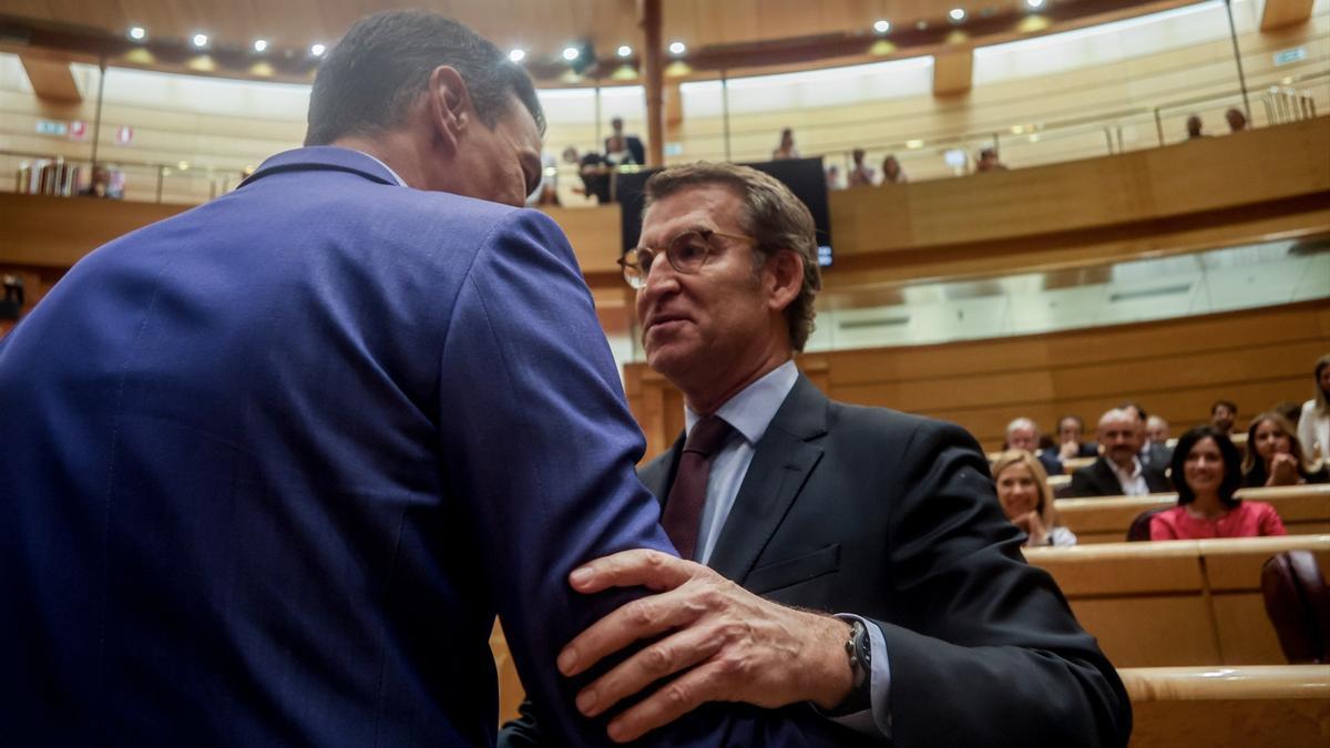 Sánchez y Feijóo en el Senado.