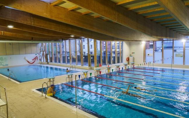 Piscina del polideportivo de Hernani