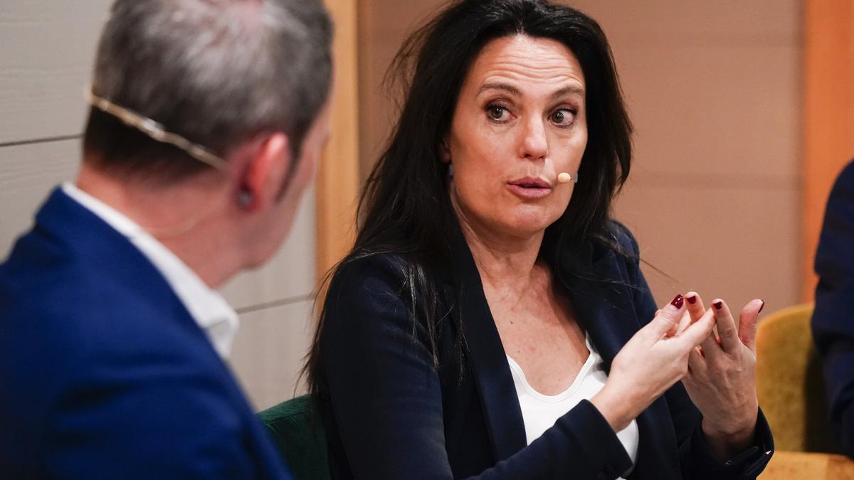 María García Flecha, de Ihobe, durante su intervención.