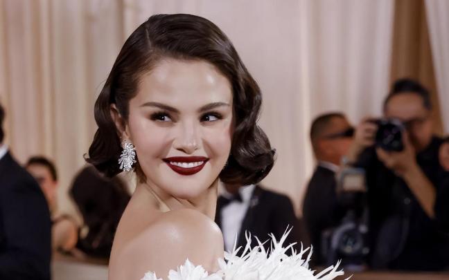 La alfombra roja de los Globos de Oro estuvo marcada por la sobriedad.