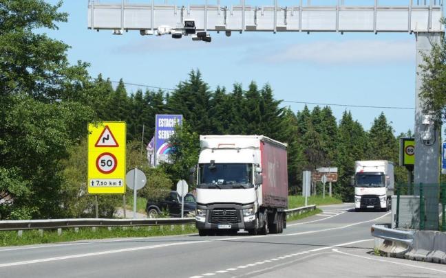 Se prohíbe el tráfico de vehículos de más de 7.500 kilogramos por las carreteras de la CAV el 12 de agosto por el eclipse.