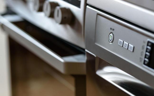 Lavadoras, hornos, televisores o teléfonos móviles entran dentro de la propuesta de la CE.