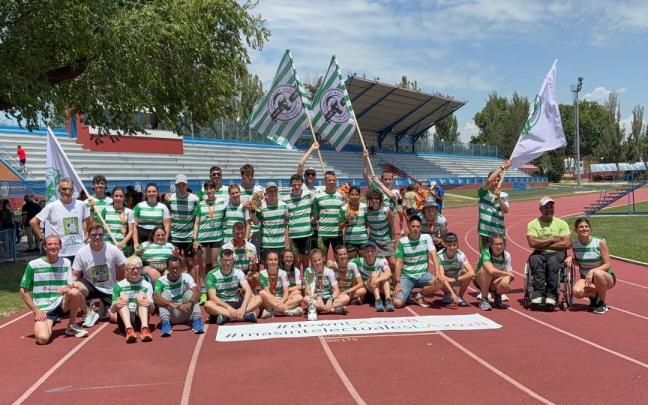 Foto del Club Paralímpico de Basauri tras lograr el Campeonato de España