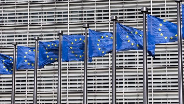 Banderas de la UE en Bruselas en una imagen de archivo.