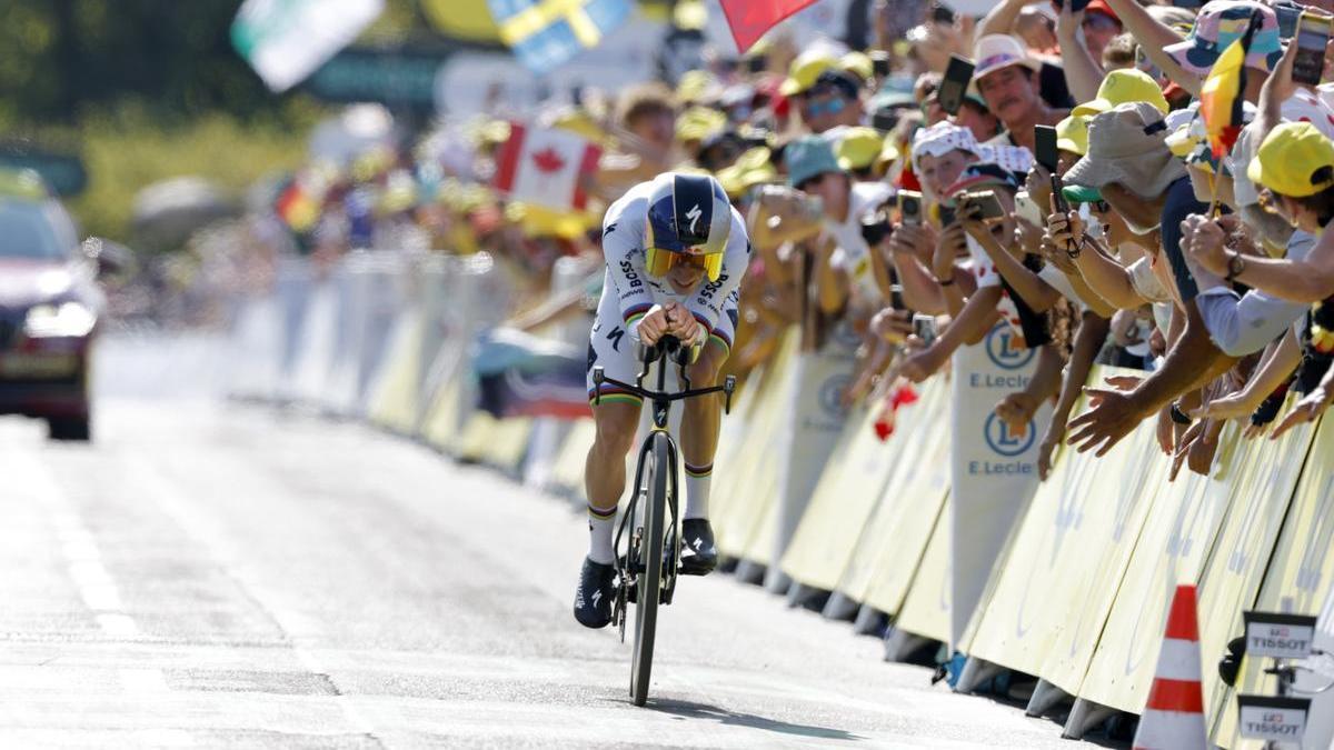 Evenepoel, el mejor en la crono.