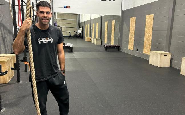 Josu Odriozola en su local de Sasoi On en Zumaia.