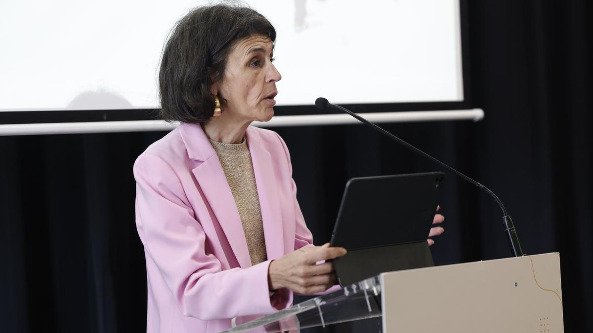 La consejera de Bienestar, Juventud y Reto Demográfico del Gobierno Vasco, Nerea Melgosa, durante la jornada 'Pacto Europeo de Migración y Asilo. Retos e incertidumbre ante su inminente implementación'