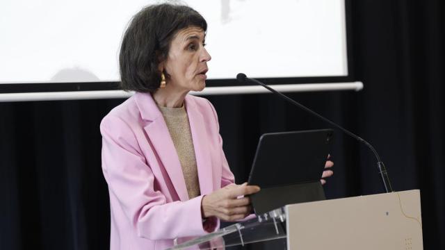 La consejera de Bienestar, Juventud y Reto Demográfico del Gobierno Vasco, Nerea Melgosa, durante la jornada 'Pacto Europeo de Migración y Asilo. Retos e incertidumbre ante su inminente implementación'
