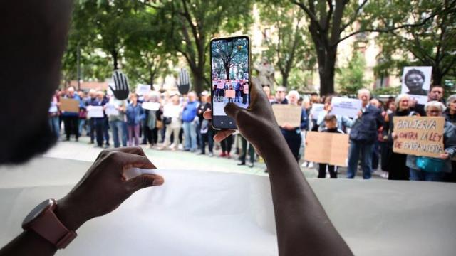 Concentración de SOS Racismo en Pamplona.