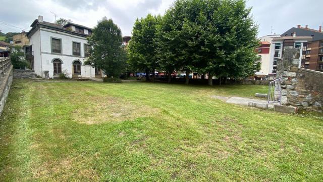 Así estaba el jardín Erkibe de Zumaia antes de comenzar las obras.