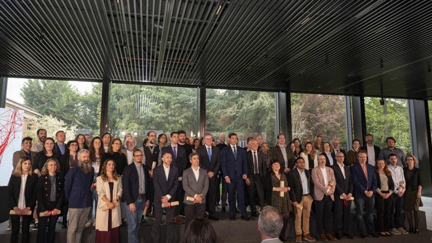Pradales ha presidido La entrega de reconocimientos al personal investigador incorporado a de Ikerbasque en 2024 y 2025