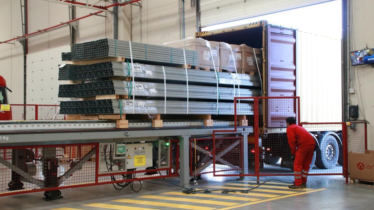 La producción industrial de Euskadi ha disminuido un 2,1% respecto a marzo de 2025