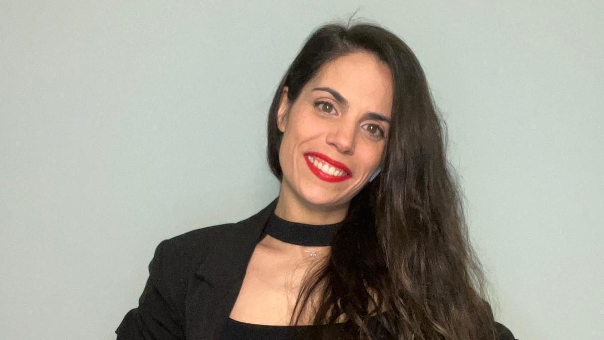 La donostiarra Oihana Lozano dejó su centro de estética para acompañar a personas en su reconstrucción interior.