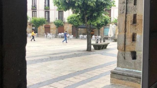 Cuatro plazas de empleo público