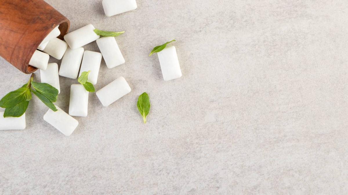 Esto es lo que Boticaria García sobre comer chicle: ¿adelgaza o inflama?
