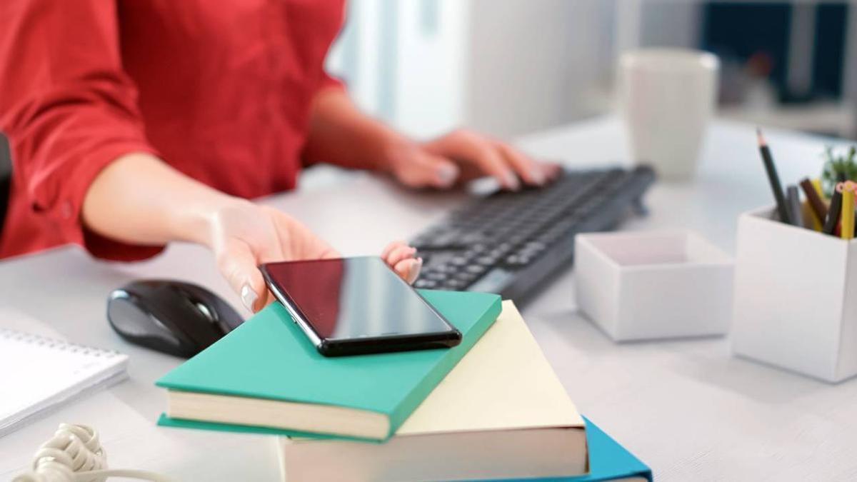 ¿En qué casos está permitido y en qué casos no fichar con el móvil?