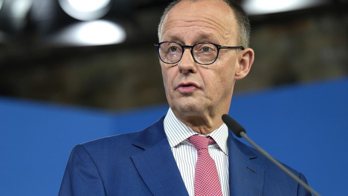 El candidato conservador Friedrich Merz