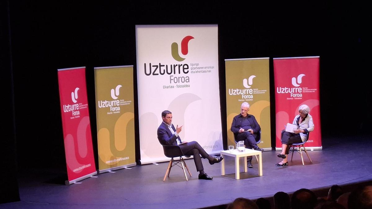 Pradales, en el Foro Uzturre en Tolosa