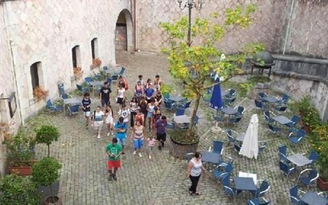 Una visita guiada por el fuerte de San Marcos.