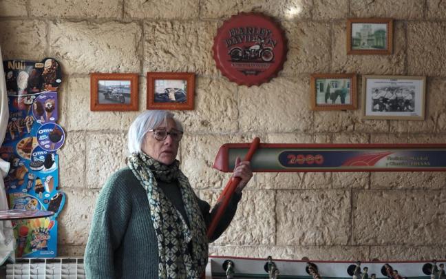 Para realizar el documental, Pilar Monreal ha visitado lugares y espacios que han sido importantes en su vida / Jaxsa Para realizar el documental, Pilar Monreal ha visitado lugares y espacios que han sido importantes en su vida