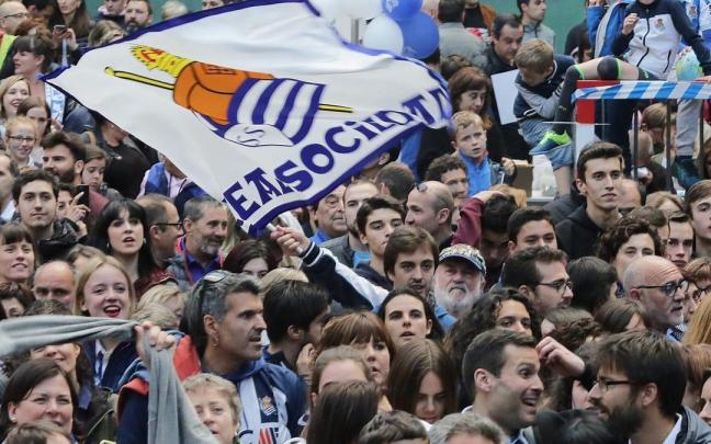 La afición de la Real, durante la anterior final de la Copa de la Reina. / GORKA ESTRADA