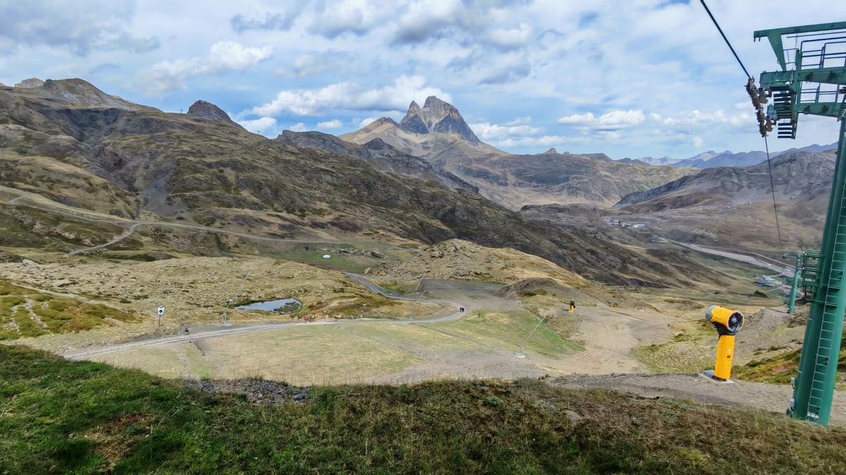 Hemos subido por la pista Batallero