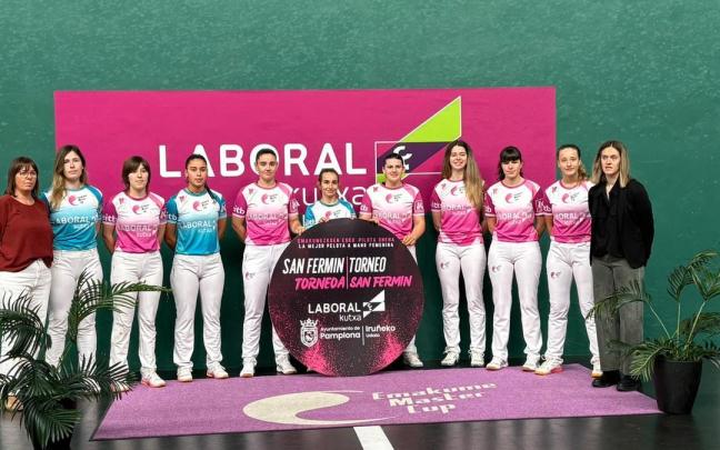 Las pelotaris que competirán en el Torneo de San Fermín de pelota a mano femenina.