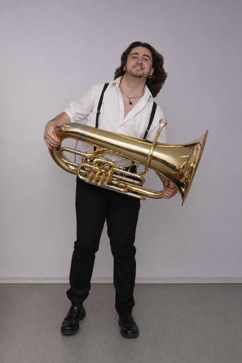 Esa mezcla de potencia, profundidad y lirismo que encierra la tuba sigue siendo lo que más le engancha a Andoni Moñux.