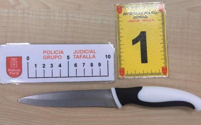 Cuchillo intervenido al hombre detenido en Caparroso. / Redacción DDN