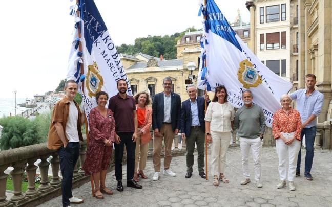 Presentación de la Bandera de La Concha 2025 en el Ayuntamiento de Donostia. Iker Azurmendi