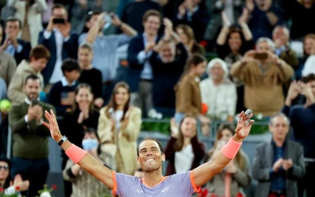 Rafa Nadal celebra su victoria en el partido ante el australiano Alex de Miñaur