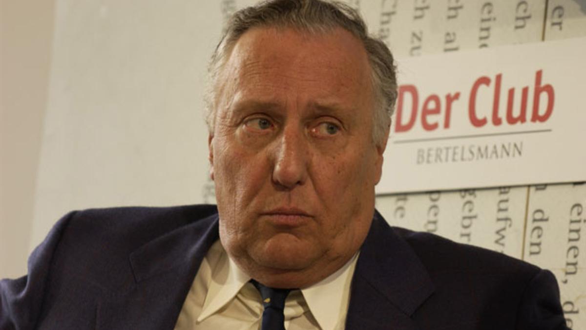 El escritor británico Frederick Forsyth, autor de 'El día del Chacal', fallecido a los 86 años