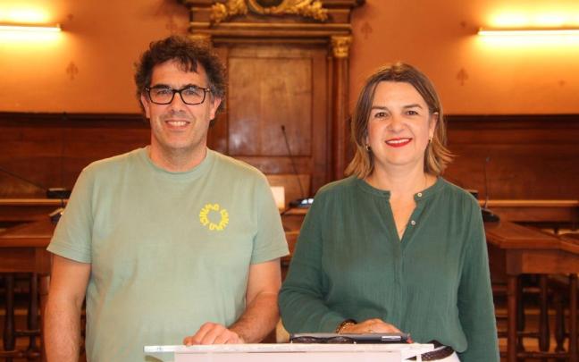 El edil Xabier Mugarza y la portavoz jeltzale Amaia Erostarbe.