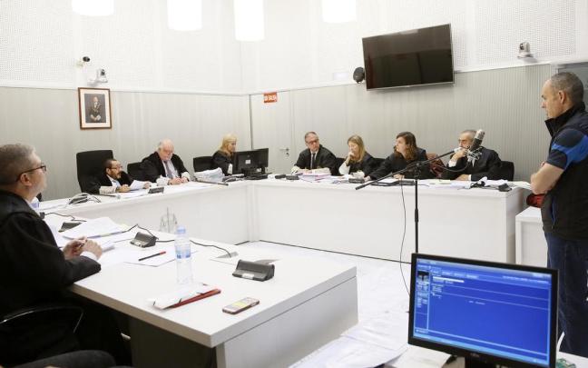 Mikel Karrera, declarando ante el juez en la Audiencia Nacional.