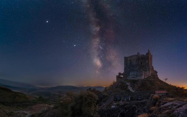Castillo Trevejo en la cacereña Sierra Gata.