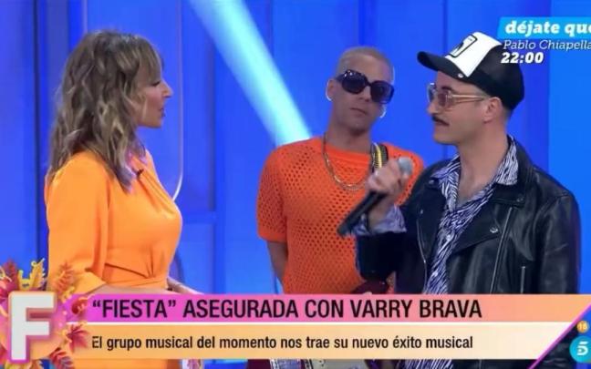 Varry Brava, con Emma García en 'Fiesta'. Varry Brava, con Emma García en 'Fiesta'.
