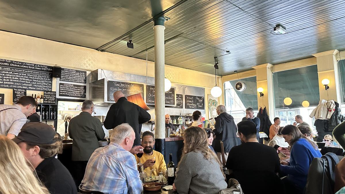 Interior de The Eagle.