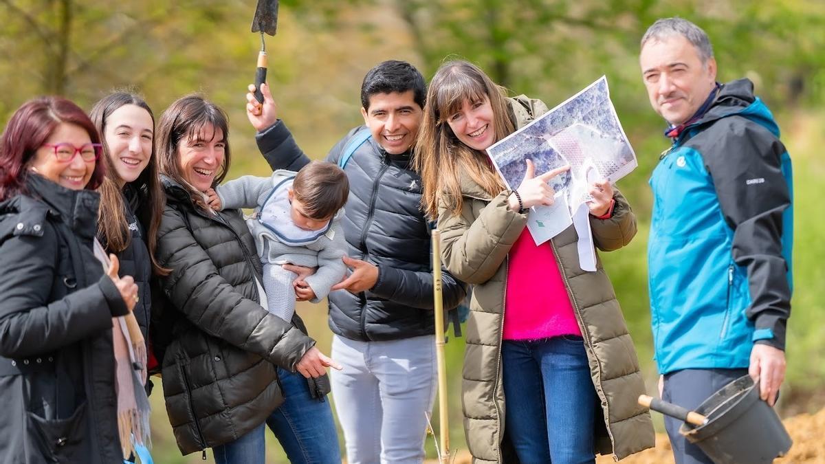 El objetivo es dar la bienvenida a los recién nacidos y reunir a sus familias en torno a un gesto simbólico