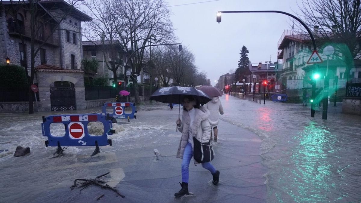 Gasteiz, inundada por las fuertes lluvias.