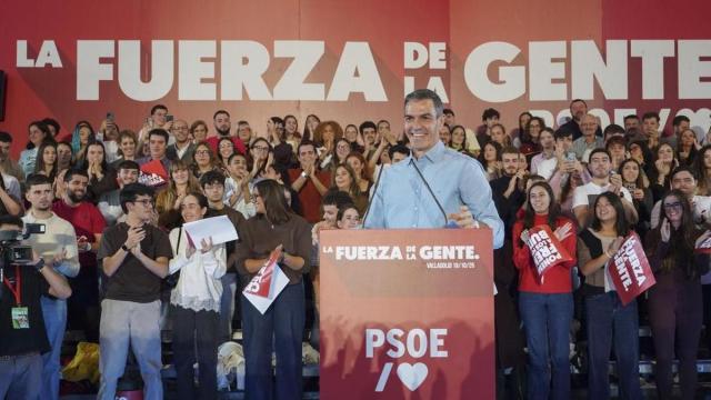 Pedro Sánchez durante el acto este lunes en la Cúpula del Milenio de Valladolid.