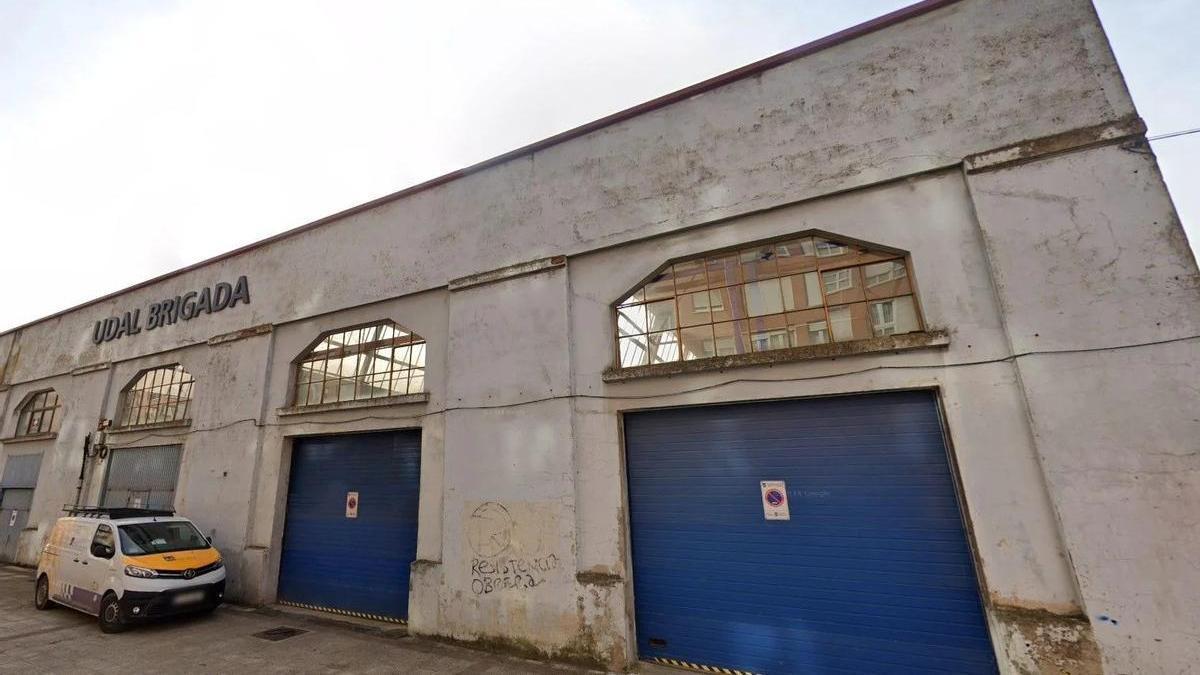 Las obras en el edificio de la brigada de obras han comenzado